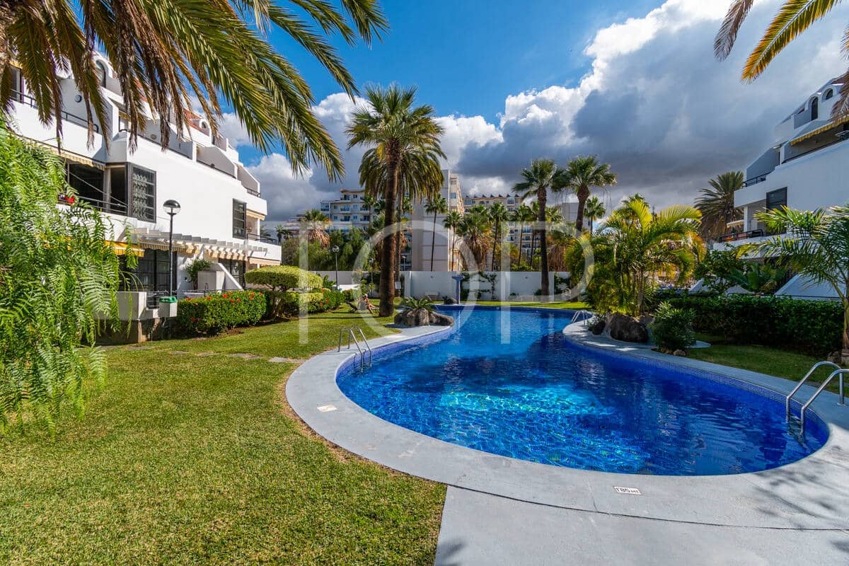2 Zimmer Wohnung zu verkaufen in Playa de las Americas mit Pool - 570.000 € (Ref: 9474601)