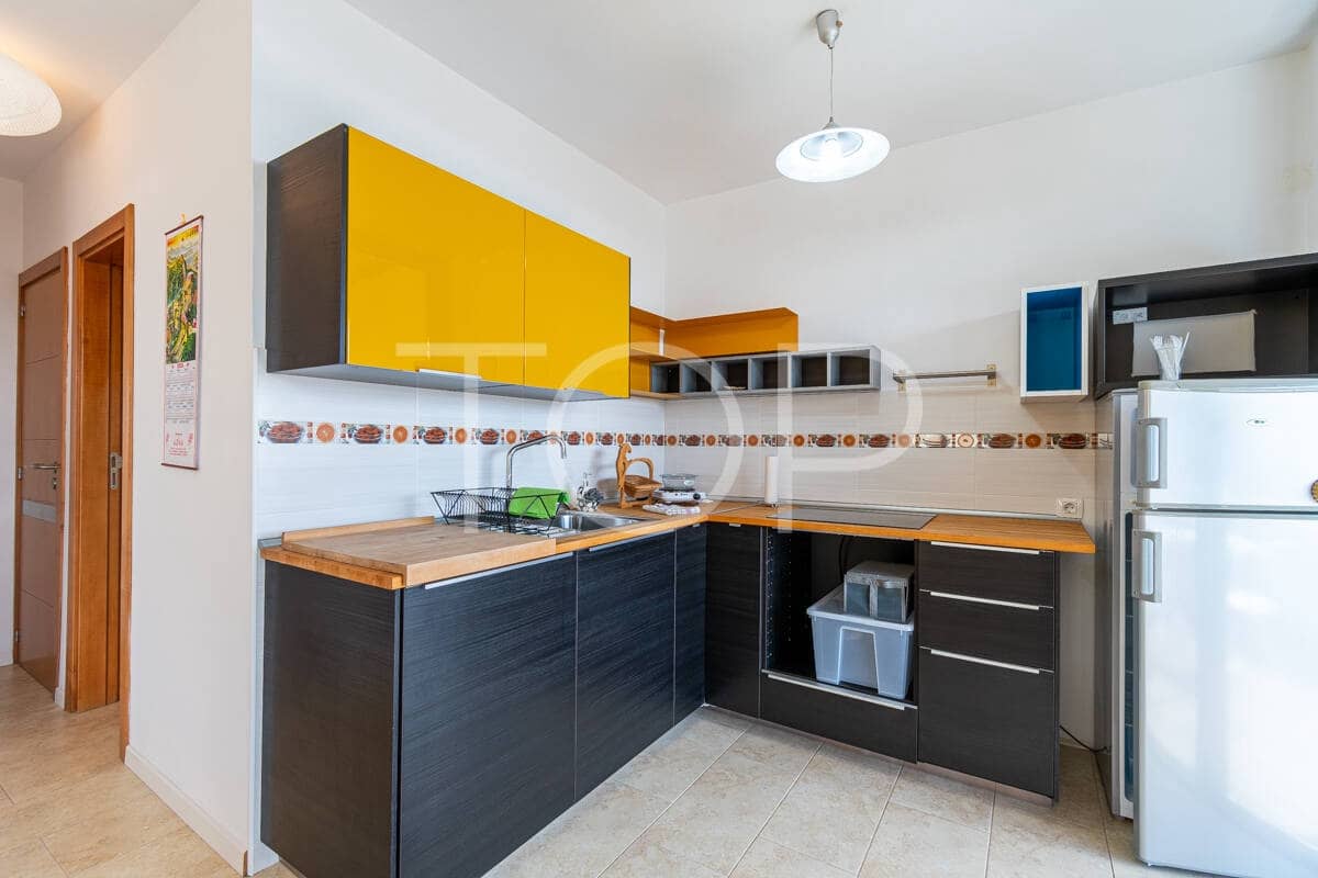 6 bedroom Villa for sale in Granadilla de Abona with garage - € 795,000 (Ref: 9481625)