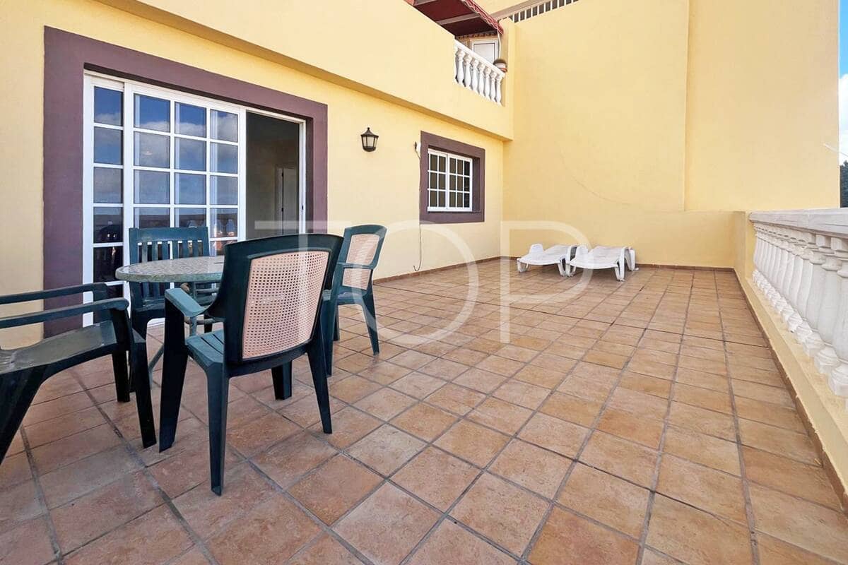 2 bedroom Flat for sale in Costa Adeje with pool - € 479,000 (Ref: 9494109)