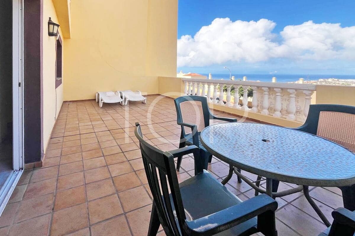 2 bedroom Flat for sale in Costa Adeje with pool - € 479,000 (Ref: 9494109)