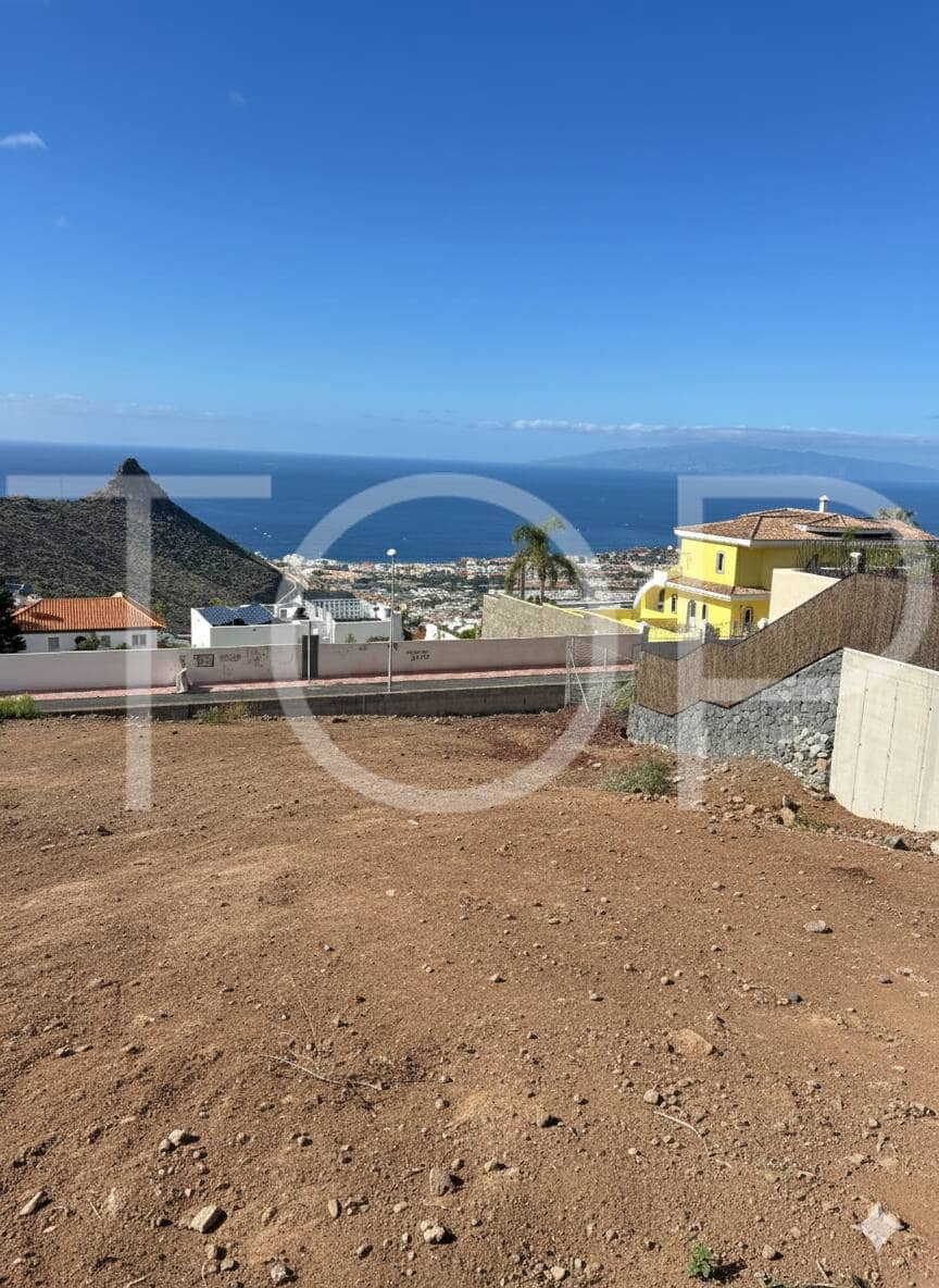 Teren niezagospodarowany na sprzedaż w Costa Adeje - 890 000 € (Ref: 9494110)