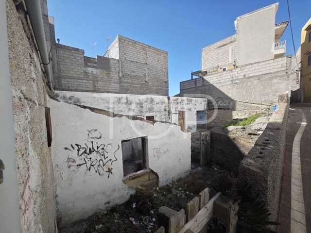 Rakentamaton maa myytävänä paikassa Puerto Santiago, Santiago del Teide - 360 500 € (Ref: 9496631)