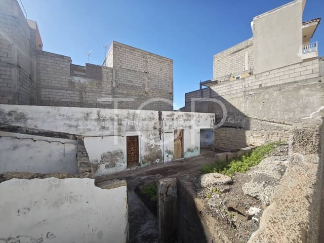 Rakentamaton maa myytävänä paikassa Puerto Santiago, Santiago del Teide - 360 500 € (Ref: 9496631)