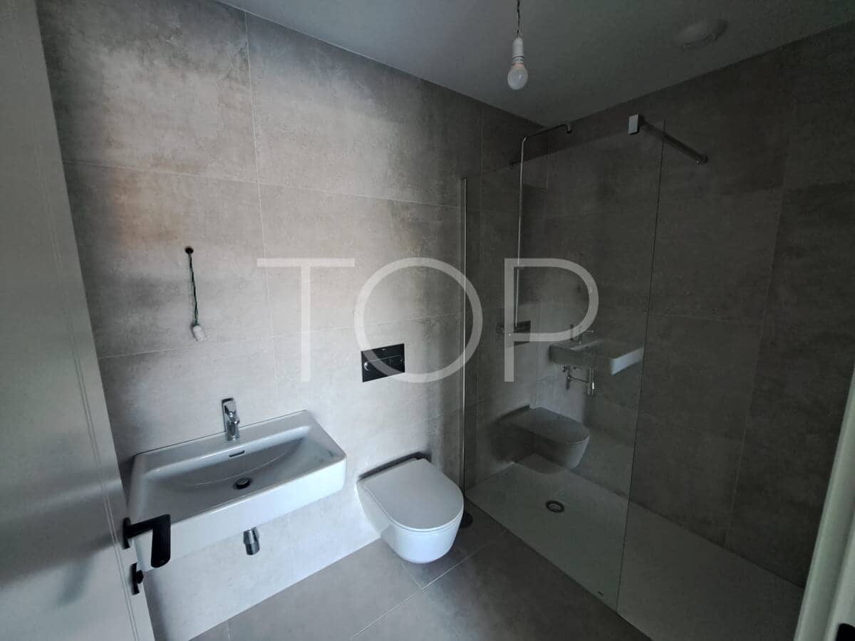 2 slaapkamer Flat te koop in Fanabe met zwembad garage - € 670.000 (Ref: 9500789)