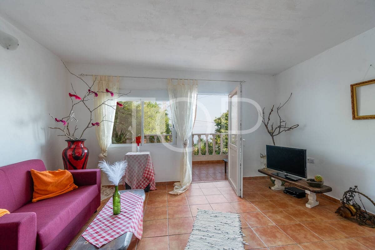 6 bedroom Townhouse for sale in Icod de los Vinos with garage - € 1,300,000 (Ref: 9503491)