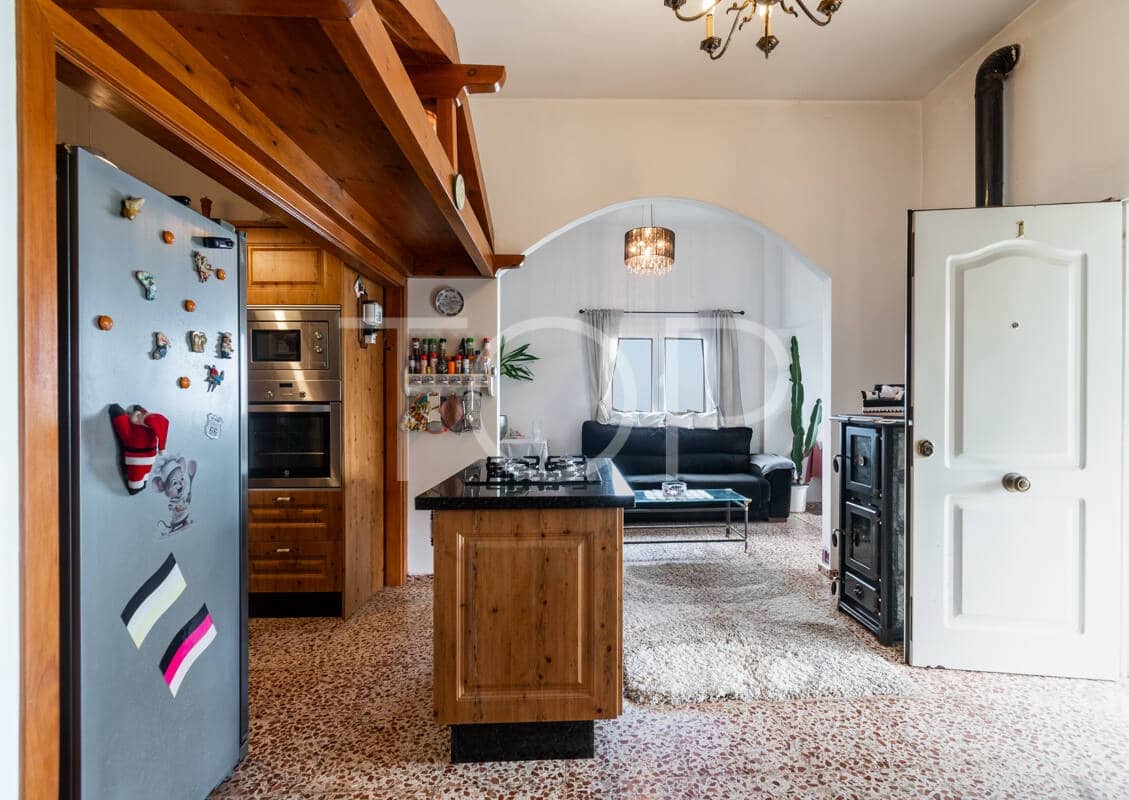 6 bedroom Townhouse for sale in Icod de los Vinos with garage - € 1,300,000 (Ref: 9503491)