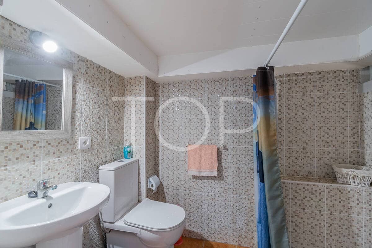 6 bedroom Townhouse for sale in Icod de los Vinos with garage - € 1,300,000 (Ref: 9503491)