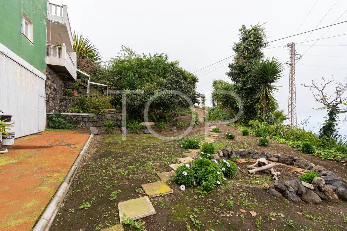 6 bedroom Townhouse for sale in Icod de los Vinos with garage - € 1,300,000 (Ref: 9503491)