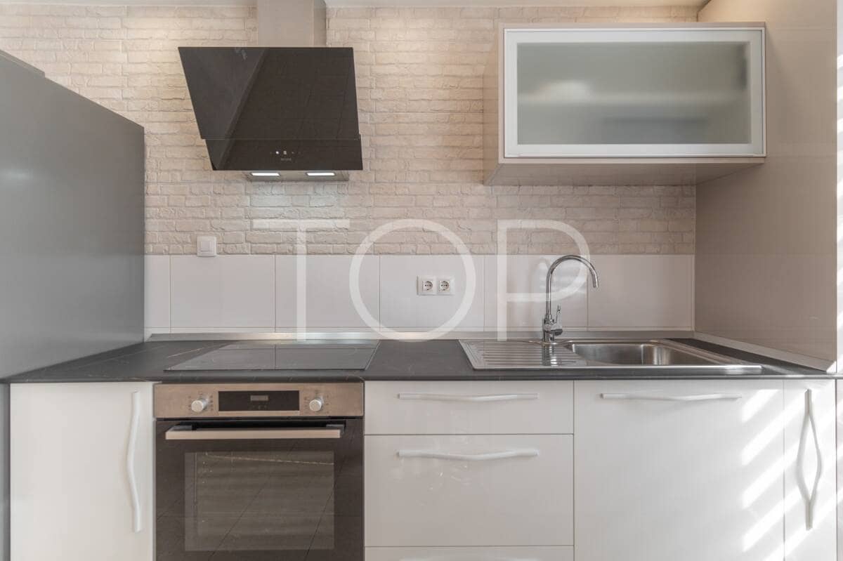 2 bedroom Penthouse for sale in Adeje with garage - € 277,500 (Ref: 9511470)