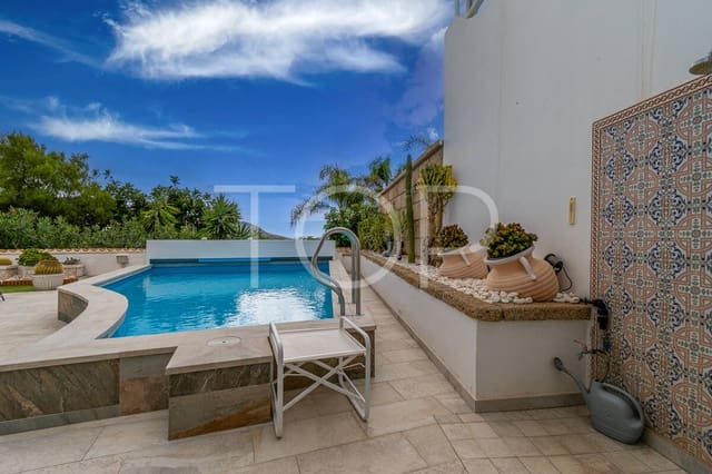 3 sypialnia Dom na sprzedaż w Chayofa, Arona z basenem garażem - 1 150 000 € (Ref: 9523647)