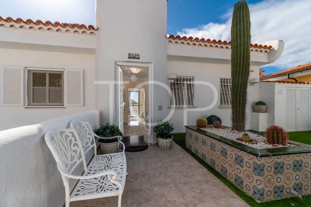 3 sypialnia Dom na sprzedaż w Chayofa, Arona z basenem garażem - 1 150 000 € (Ref: 9523647)