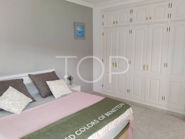 1 soveværelse Lejlighed til salg i Costa del Silencio, Arona med swimmingpool - € 210.000 (Ref: 9550310)