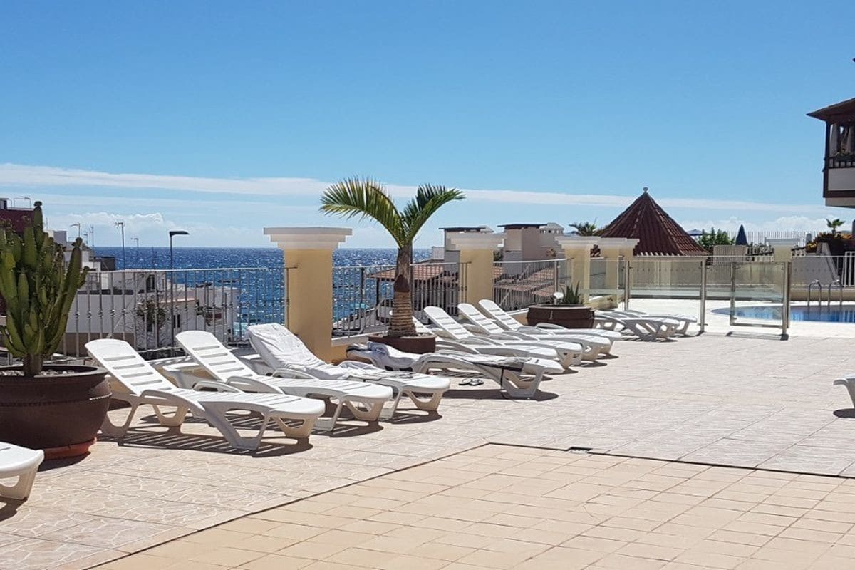 2 Zimmer Wohnung zu verkaufen in La Caleta Adeje mit Pool - 720.000 € (Ref: 9550311)