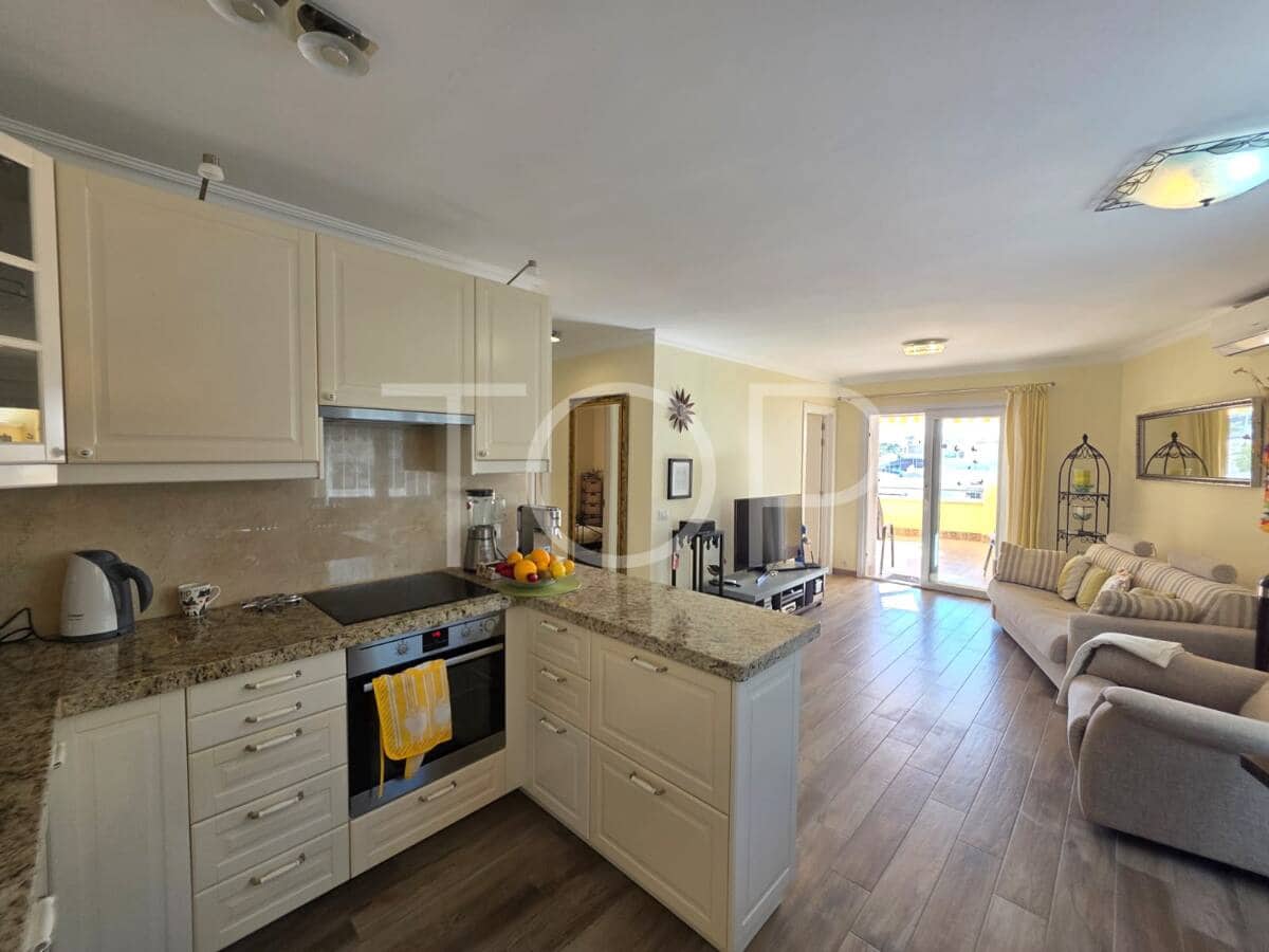 2 Zimmer Wohnung zu verkaufen in La Caleta Adeje mit Pool - 720.000 € (Ref: 9550311)