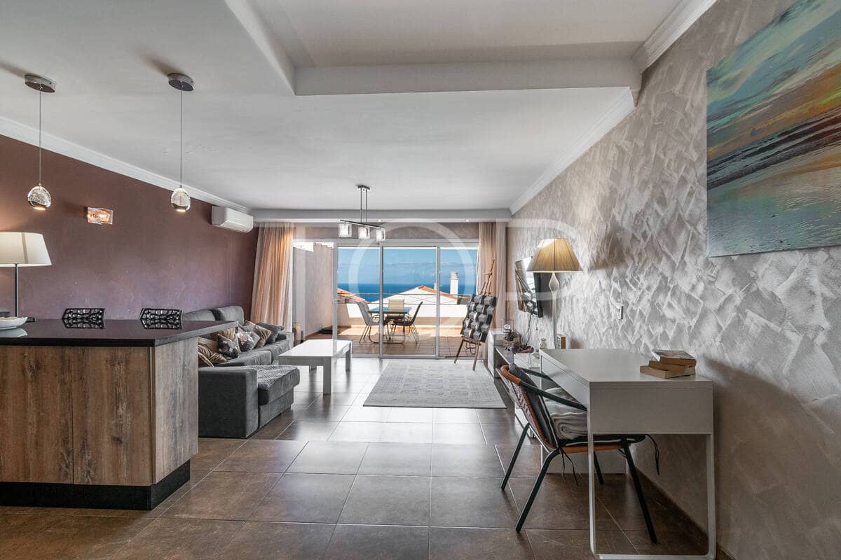 2 slaapkamer Penthouse te koop in Costa Adeje met zwembad - € 337.000 (Ref: 9554267)