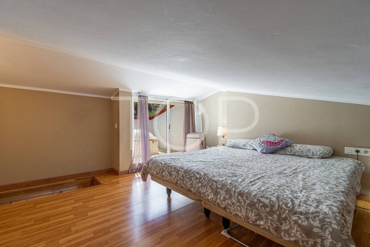 2 slaapkamer Penthouse te koop in Costa Adeje met zwembad - € 337.000 (Ref: 9554267)