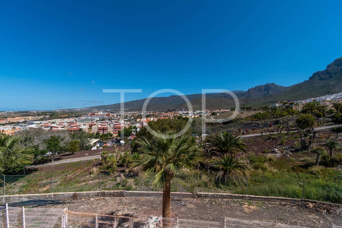2 slaapkamer Penthouse te koop in Costa Adeje met zwembad - € 337.000 (Ref: 9554267)