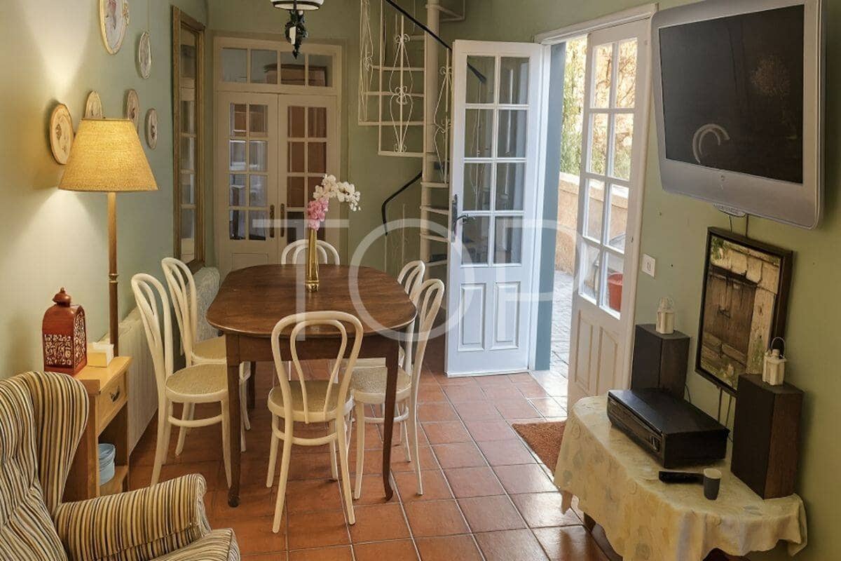 8 soveværelse Rækkehus til salg i La Orotava med garage - € 730.000 (Ref: 9554269)