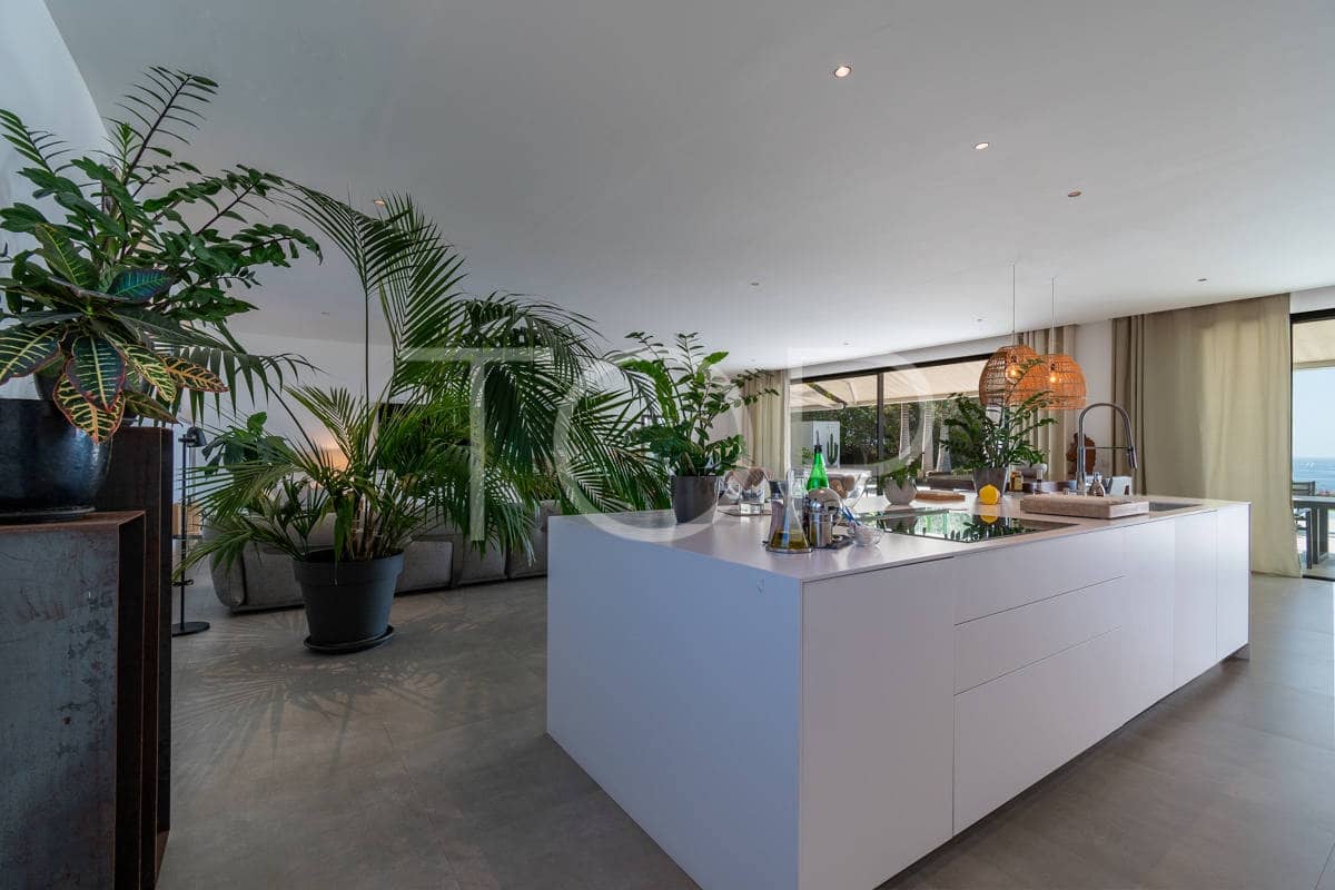 2 sovrum Hus till salu i Marazul med pool garage - 2 500 000 € (Ref: 9569982)