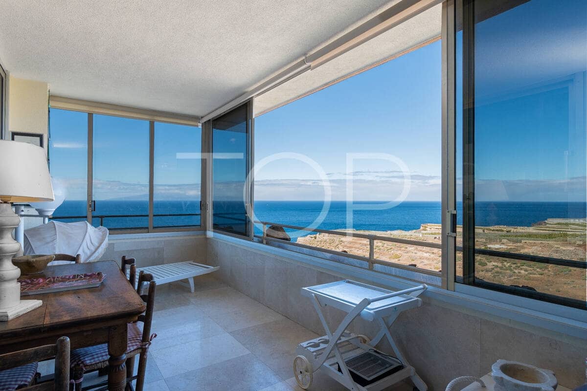 3 makuuhuone Asunto myytävänä paikassa Marazul mukana uima-altaan 
autotalli - 705 000 € (Ref: 9573420)