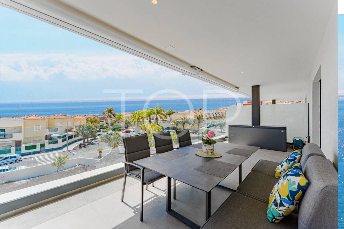 3 sypialnia Penthouse na sprzedaż w El Madronal z basenem garażem - 1 145 000 € (Ref: 9581280)