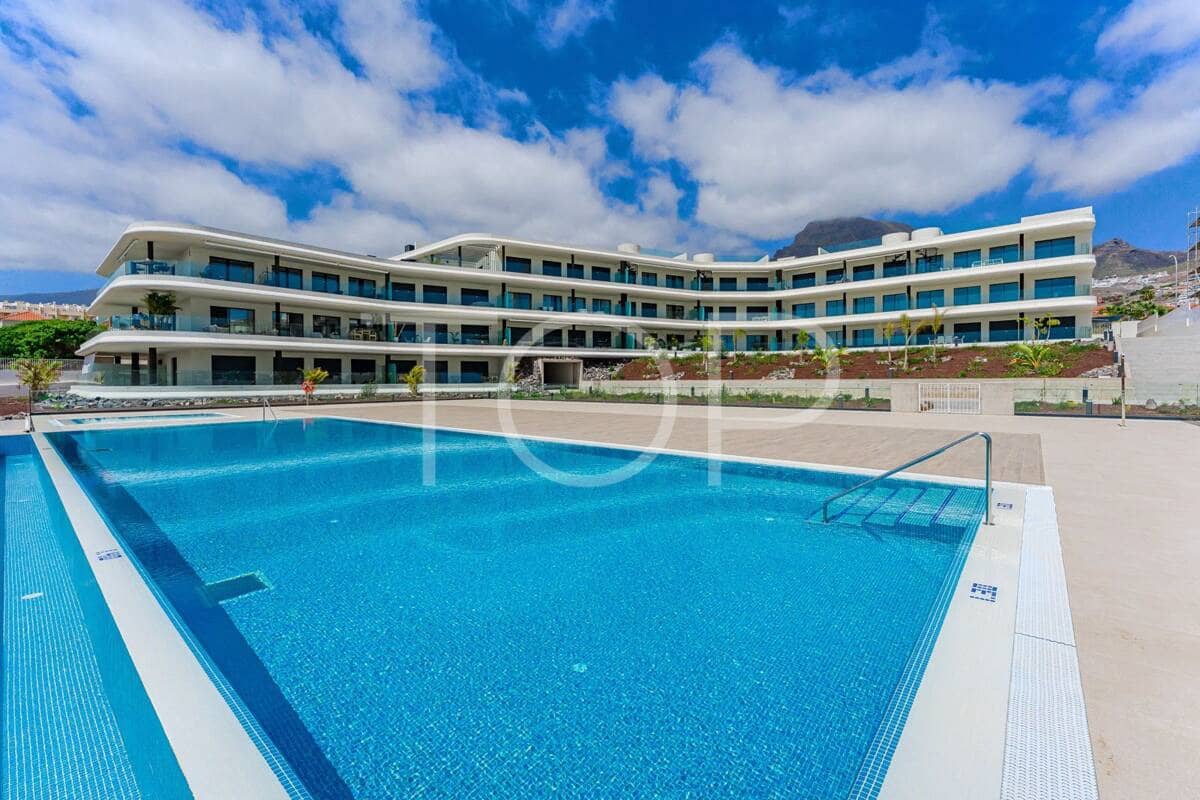 3 sypialnia Penthouse na sprzedaż w El Madronal z basenem garażem - 1 145 000 € (Ref: 9581280)