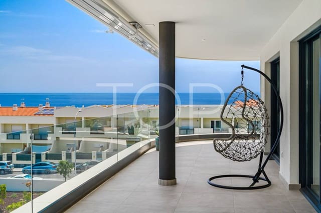 3 sypialnia Penthouse na sprzedaż w El Madroñal, Adeje z basenem garażem - 1 145 000 € (Ref: 9581280)