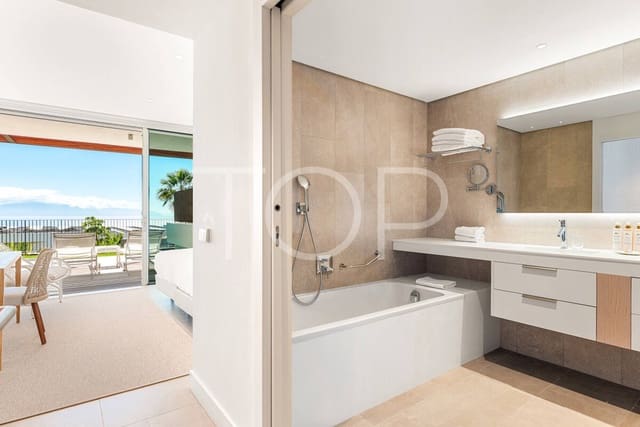 2 soveværelse Lejlighed til salg i Guía de Isora med swimmingpool garage - € 945.000 (Ref: 9585168)