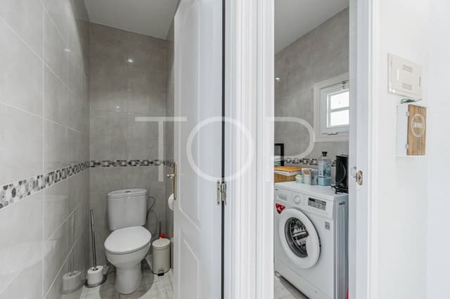 2 sovrum Lägenhet till salu i Torviscas Centro y Alto, Adeje med pool - 410 000 € (Ref: 9603625)