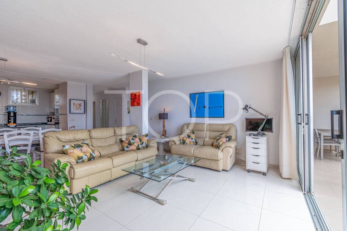 3 bedroom Penthouse for sale in Adeje - € 590,000 (Ref: 9618715)