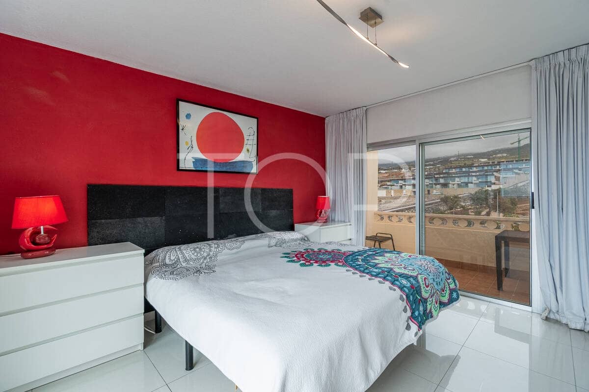 3 bedroom Penthouse for sale in Adeje - € 590,000 (Ref: 9618715)