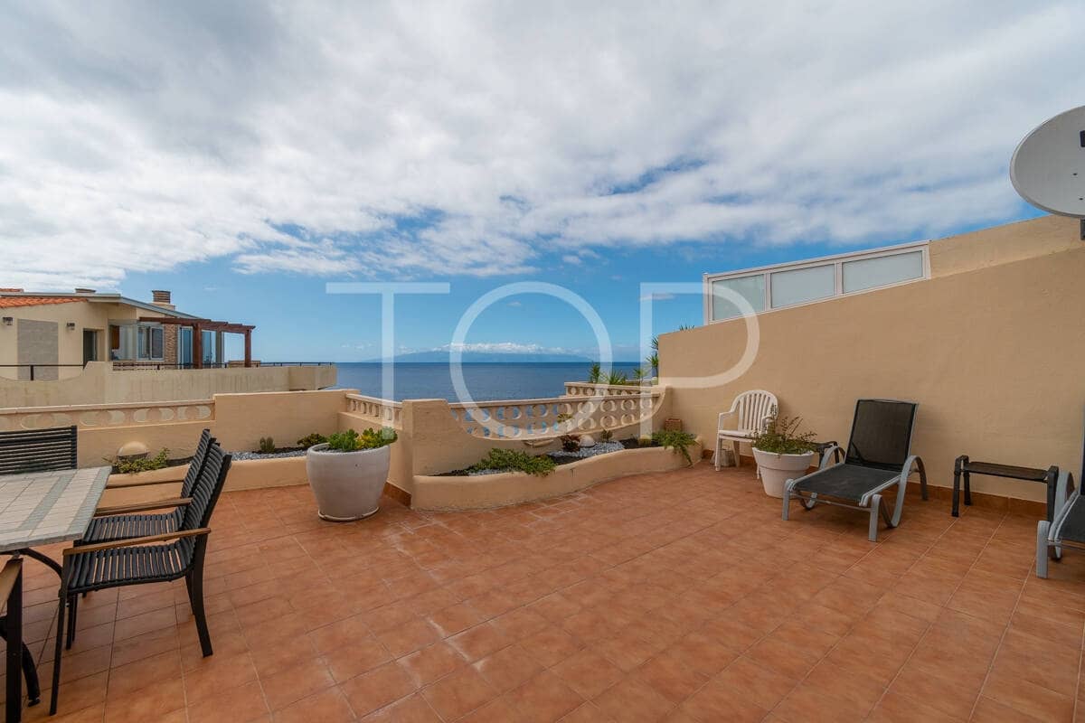 3 bedroom Penthouse for sale in Adeje - € 590,000 (Ref: 9618715)