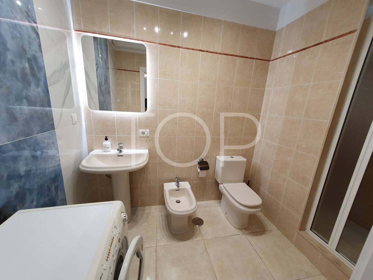 4 bedroom Villa for sale in Playa del Duque with pool - € 2,100,000 (Ref: 9624260)