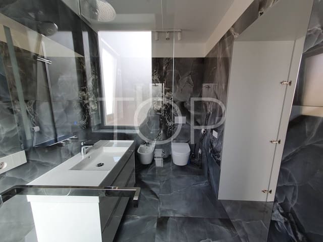 4 bedroom Villa for sale in Playa del Duque, Adeje with pool - € 2,100,000 (Ref: 9624260)