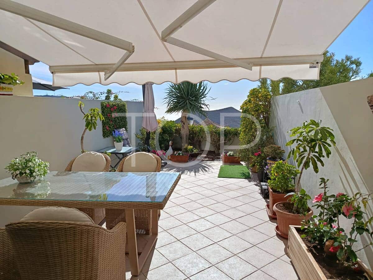 2 makuuhuone Rivitalo myytävänä paikassa Chayofa mukana 
autotalli - 465 000 € (Ref: 9632824)