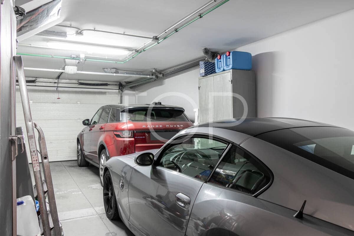 3 soverom Rekkehus til salgs i El Madronal med garasje - € 460 000 (Ref: 9650874)