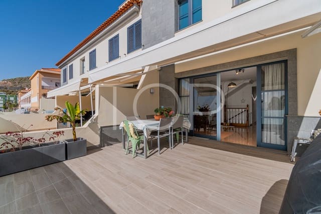 Adosado de 3 habitaciones en El Madroñal, Adeje en venta con garaje - 460.000 € (Ref: 9650874)