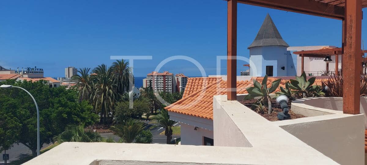 1 bedroom Penthouse for sale in Los Cristianos with pool garage - € 569,580 (Ref: 9654350)