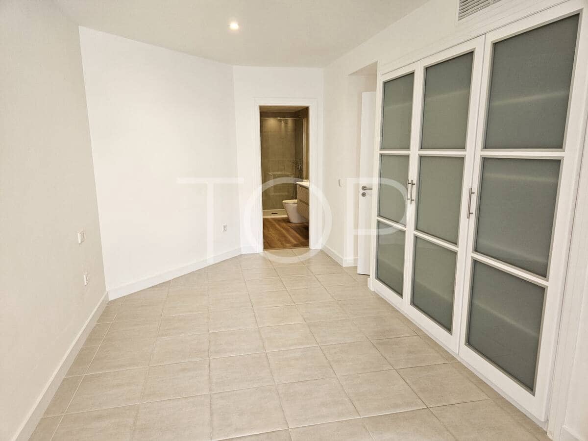 1 camera da letto Appartamento in vendita in Los Cristianos con piscina garage - 324.111 € (Rif: 9654352)