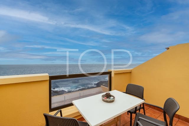 2 makuuhuone Kattohuoneisto myytävänä paikassa Poris de Abona, Arico mukana 
autotalli - 325 000 € (Ref: 9672762)