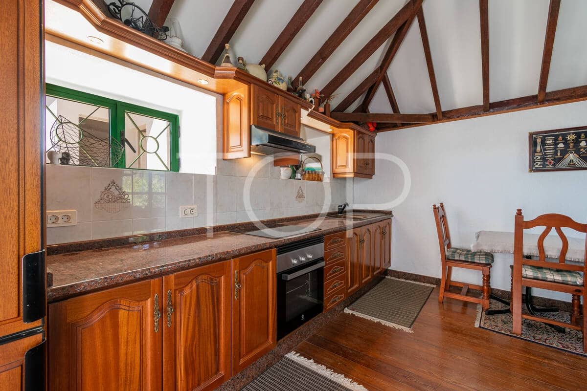 6 bedroom Finca/Country House for sale in El Salto with pool garage - € 998,000 (Ref: 9685724)