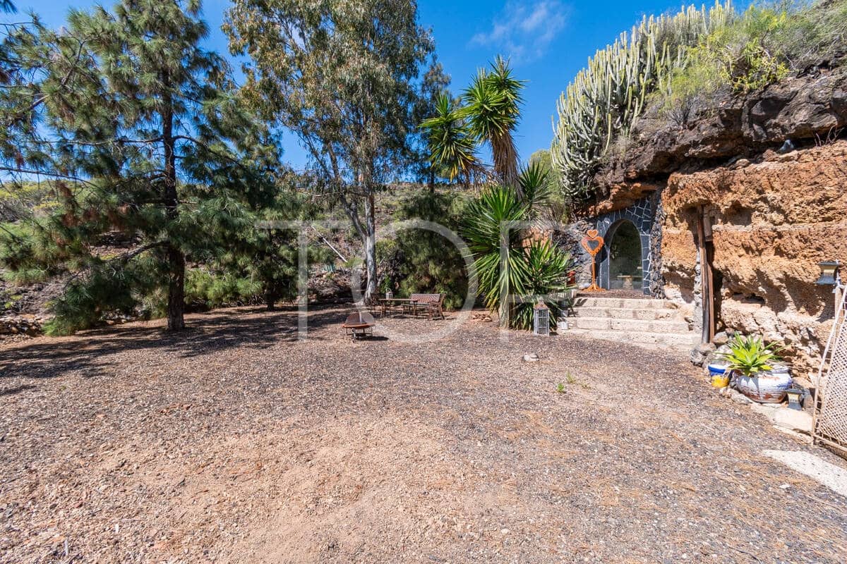 6 bedroom Finca/Country House for sale in El Salto with pool garage - € 998,000 (Ref: 9685724)