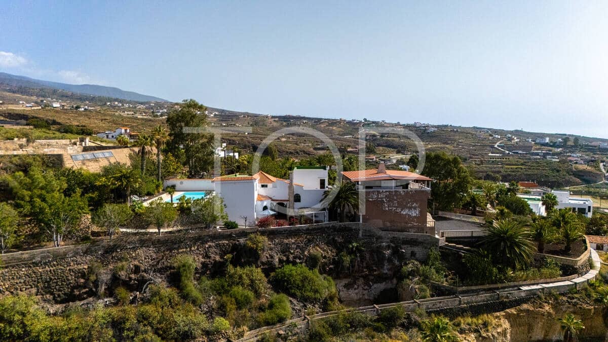 6 quarto Quinta/Casa Rural para venda em El Salto com piscina garagem - 998 000 € (Ref: 9685724)