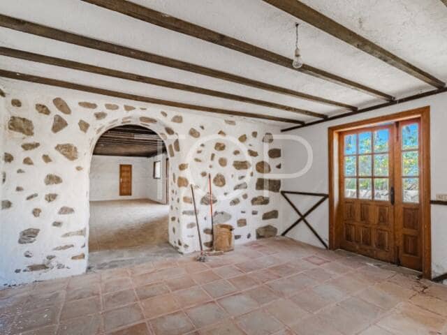 10 soveværelse Byhus til salg i Icod de los Vinos med garage - € 559.000 (Ref: 9685727)