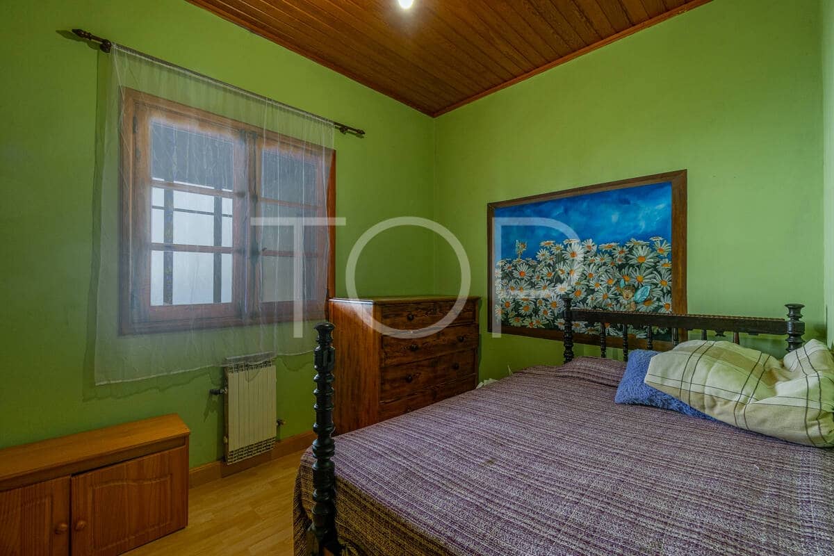 6 bedroom Finca/Country House for sale in La Orotava with garage - € 1,100,000 (Ref: 9697874)