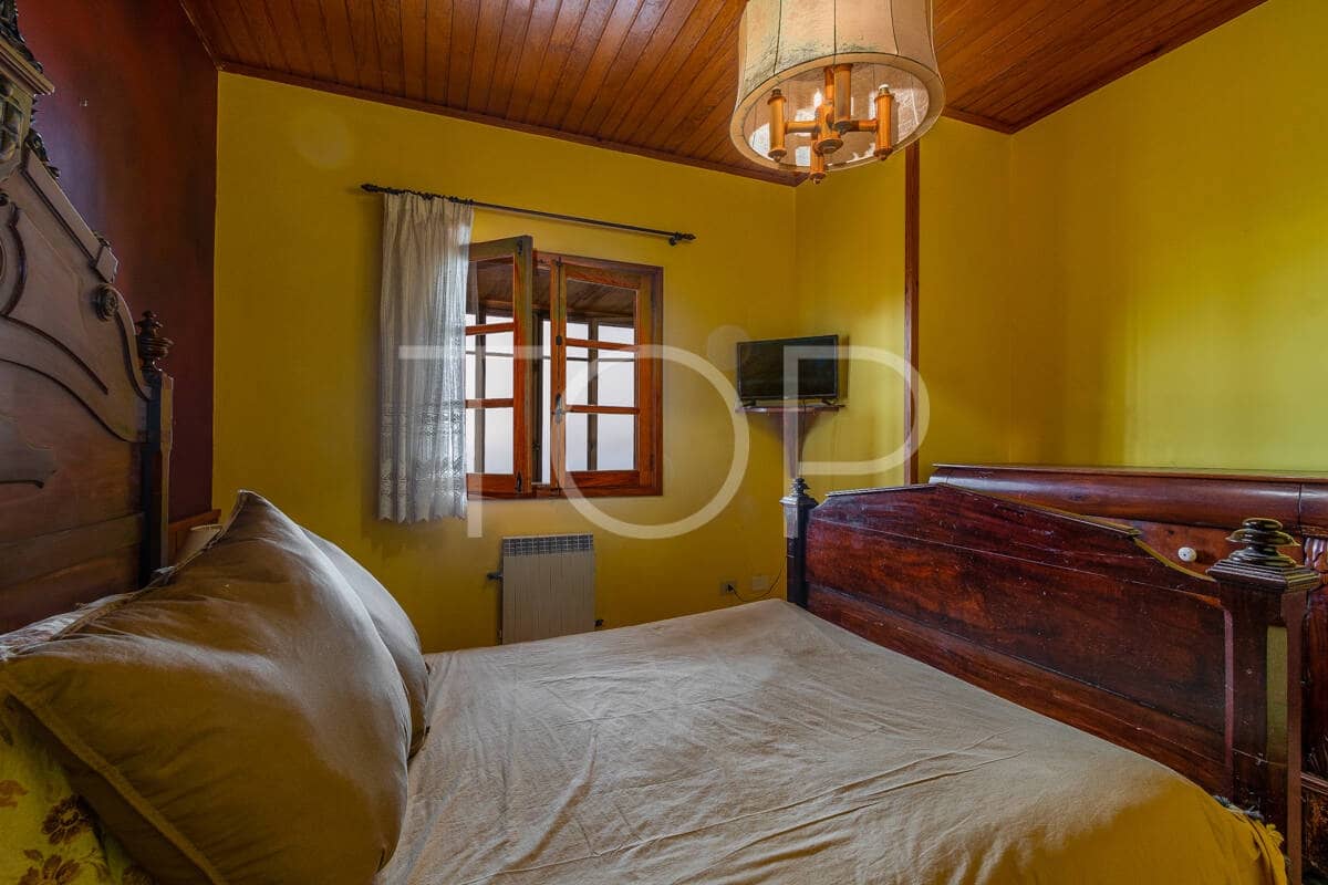 6 bedroom Finca/Country House for sale in La Orotava with garage - € 1,100,000 (Ref: 9697874)