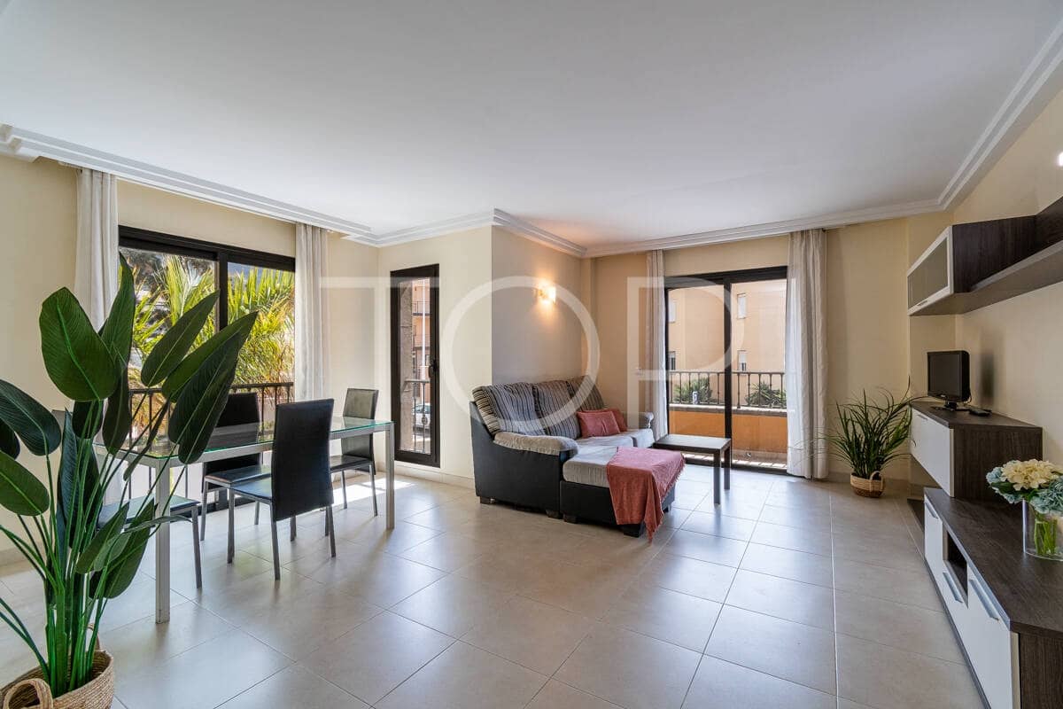 2 soverom Leilighet til salgs i Adeje med garasje - € 360 000 (Ref: 9725156)