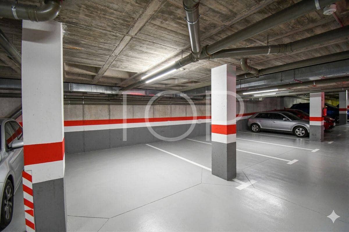 2 soverom Leilighet til salgs i Adeje med garasje - € 360 000 (Ref: 9725156)