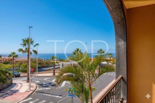 2 soverom Leilighet til salgs i Casco Urbano, Adeje med garasje - € 360 000 (Ref: 9725156)