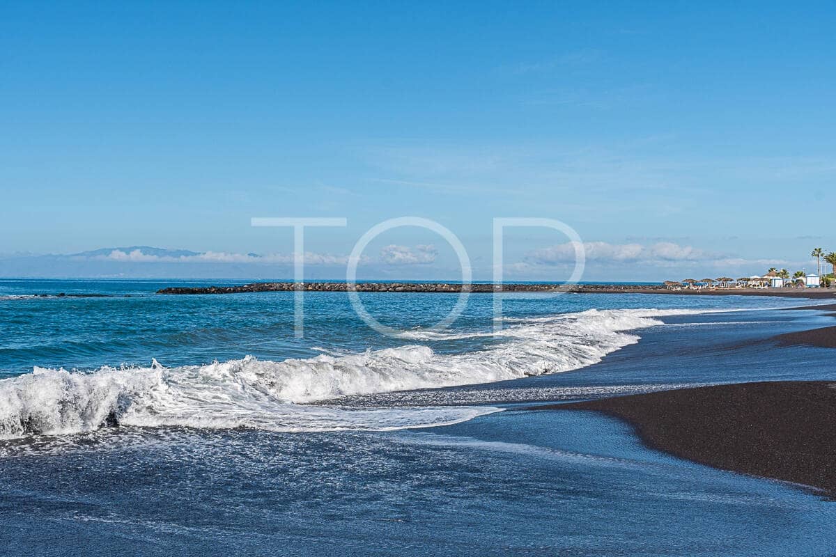 1 sypialnia Mieszkanie na sprzedaż w Los Cristianos z garażem - 318 003 € (Ref: 9737726)